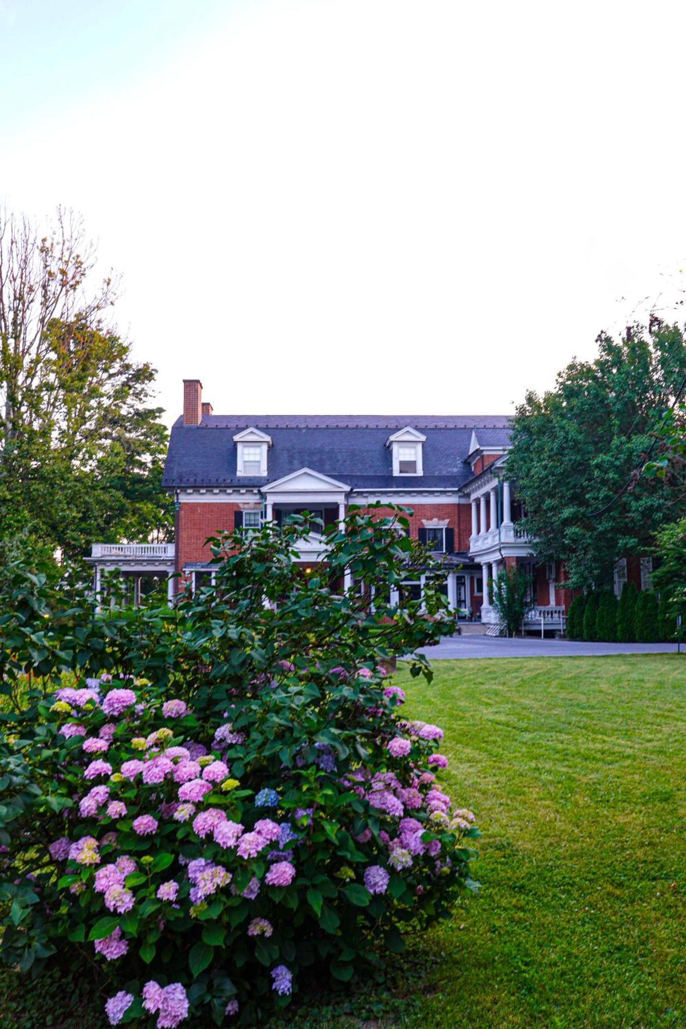 Mercersburg Inn Exterior foto